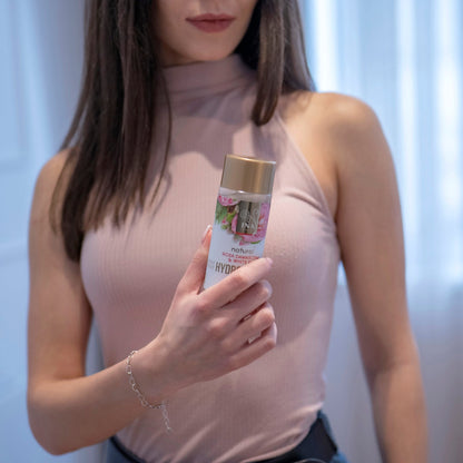 + Geschenk Hydrobiotic - Rose, Weißtanne und Zitronenschale - intensive Anti-Age-Pflege